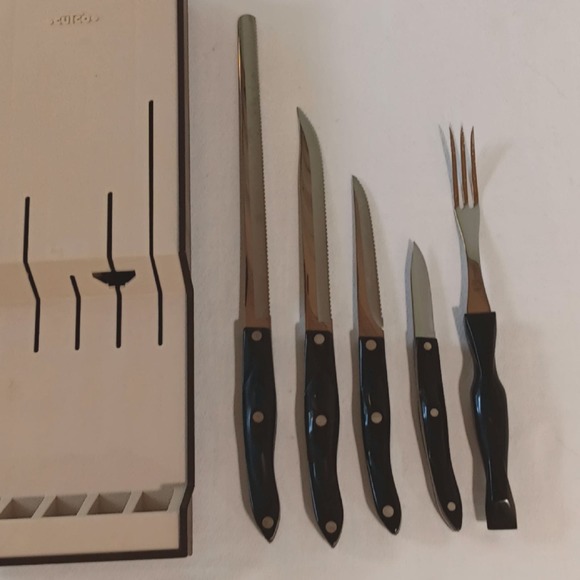 CUTCO 5 PC Knife Fork Set w/ Space Saver Storage Tray Wall Mount - Picture 5 of 12